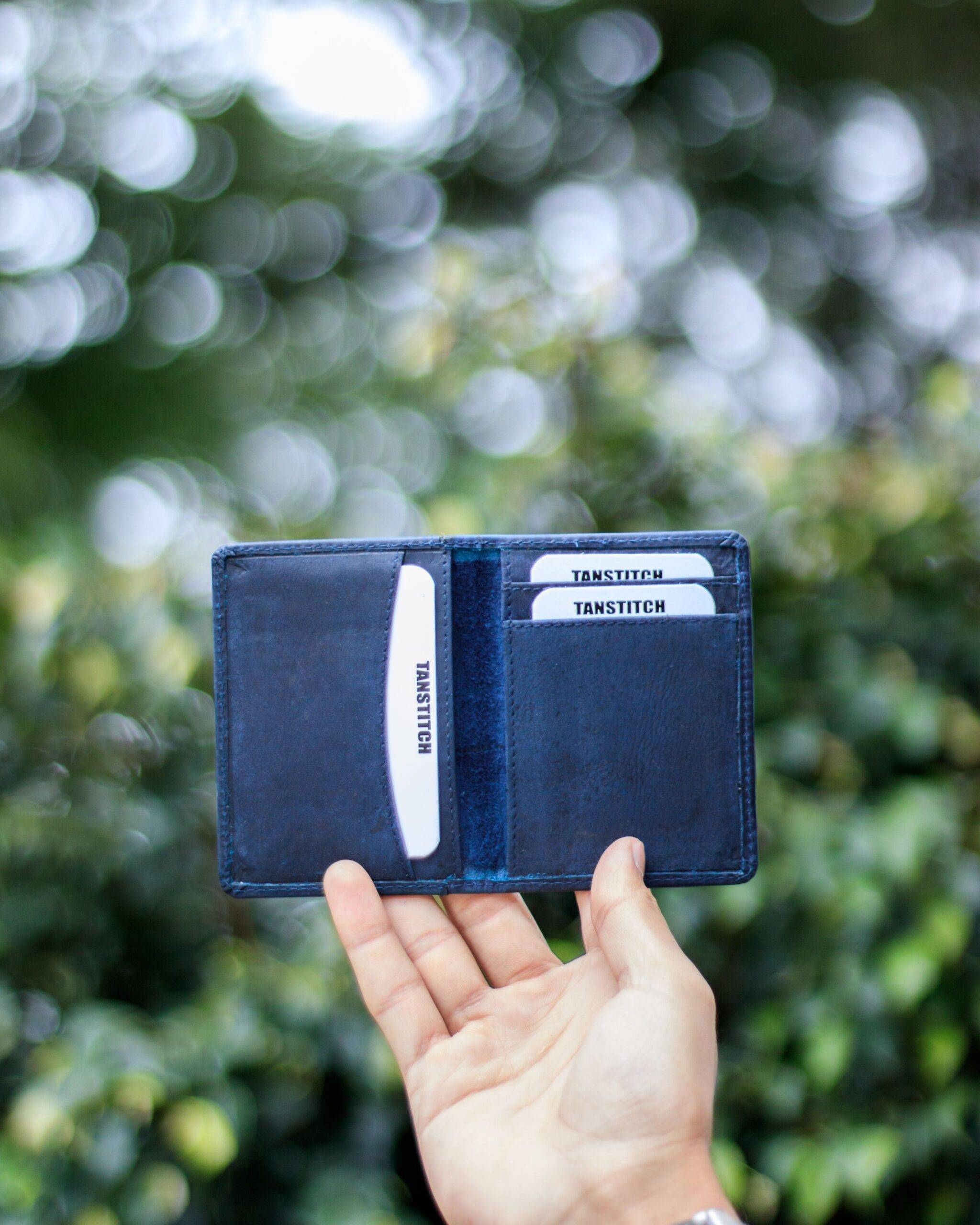 TANSTITCH Bifold Card Holder | Full Grain Leather - TANSTITCH